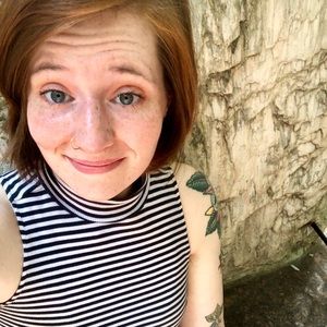 Meet your Posher, Katelyn